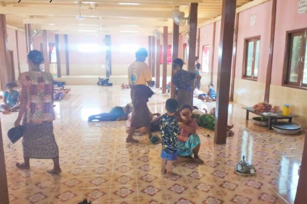 သူဌေးရေအားလျှပ်စစ်စီမံကိန်းအနီး တိုက်ပွဲကြောင့် ‌တိုက်ပွဲရှောင်ဒေသခံများစားဝတ်နေရေးခက်ခဲနေ